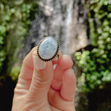 Anello Rugiada - una goccia d’acqua in pietra di luna