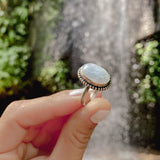 Anello Rugiada - una goccia d’acqua in pietra di luna