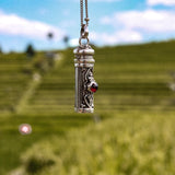 Collana Dewi - lo scrigno sacro che profuma di Bali