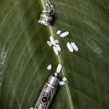 Collana Dewi - lo scrigno sacro che profuma di Bali