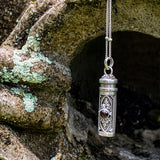 Collana Dewi - lo scrigno sacro che profuma di Bali