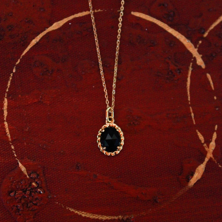 Collana Anubi